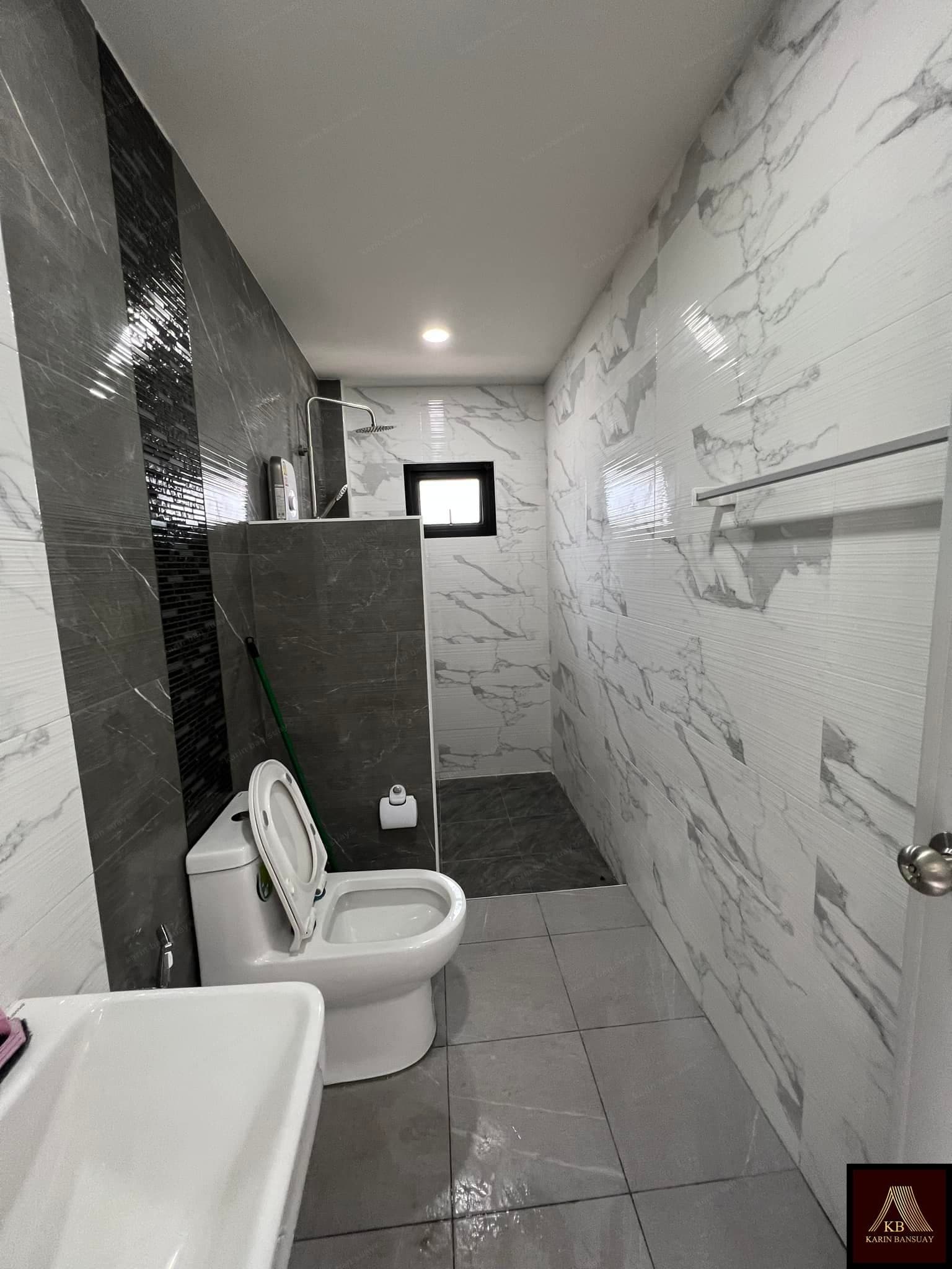 บ้านสไตล์ โมเดิร์น คอนเทมโพรารี่ Modern Contemporary แบบที่ 2 - ภาพบรรยากาศโครงการที่ 12 รับสร้างบ้านอุดร